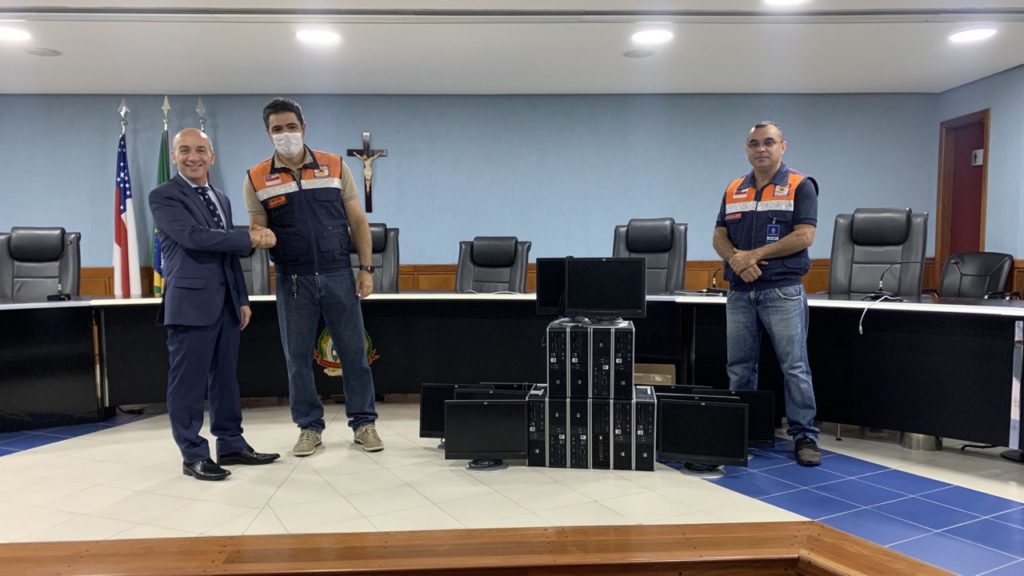 Defesa Civil recebe computadores doados pela Corte de Contas
