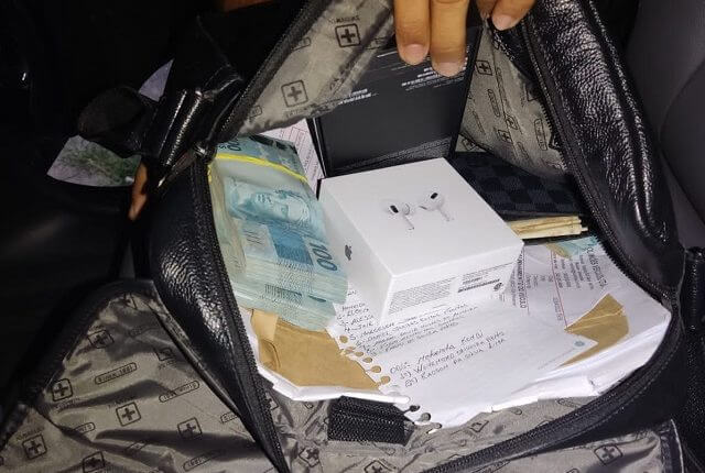 Polícia Federal apreende 34 mil reais com irmão de candidato a Deputado Federal no Amazonas