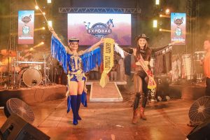 IMG-20221017-WA0040-300x200 Garota ExpoBae e Raí Saia Rodada encerram com êxito feira agropecuária de Barreirinha