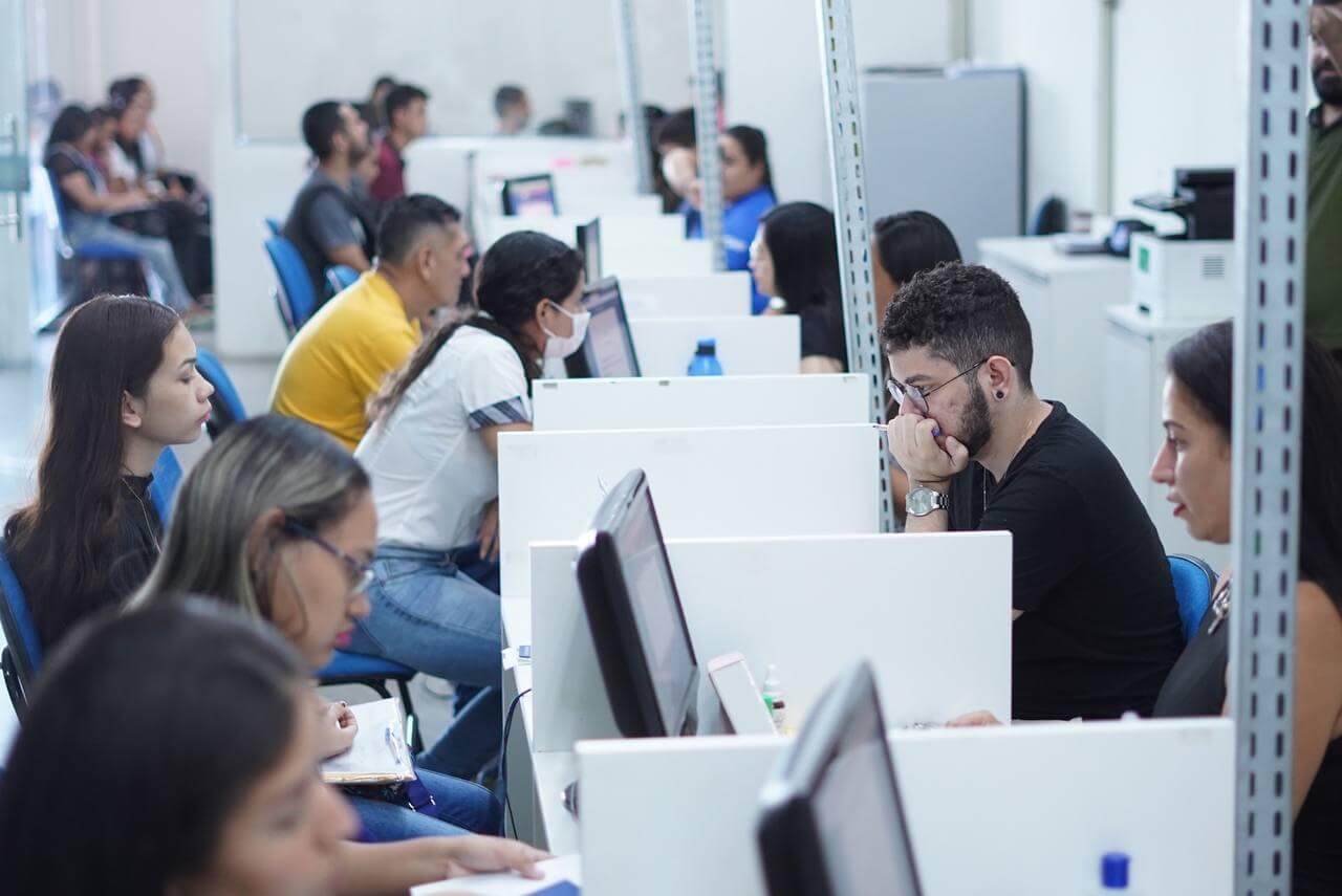 Sine Amazonas divulga 304 vagas de emprego em diversas areas para esta segunda feira