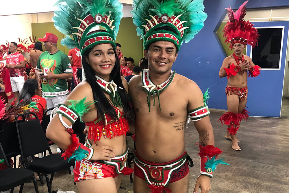 Curral do Garantido esconde historias de amor e superacao