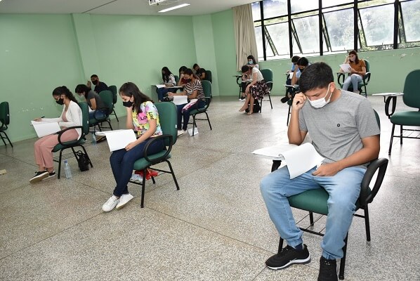 Prazo para inscricoes do Vestibular 2023 acesso 2024 e SIS termina no dia 31 de agosto