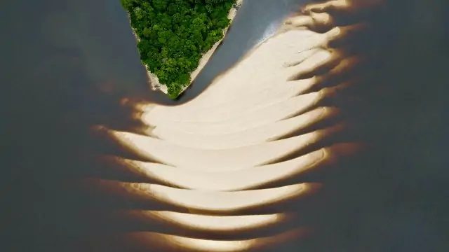 Novo Airao Praiado Meio.jpeg