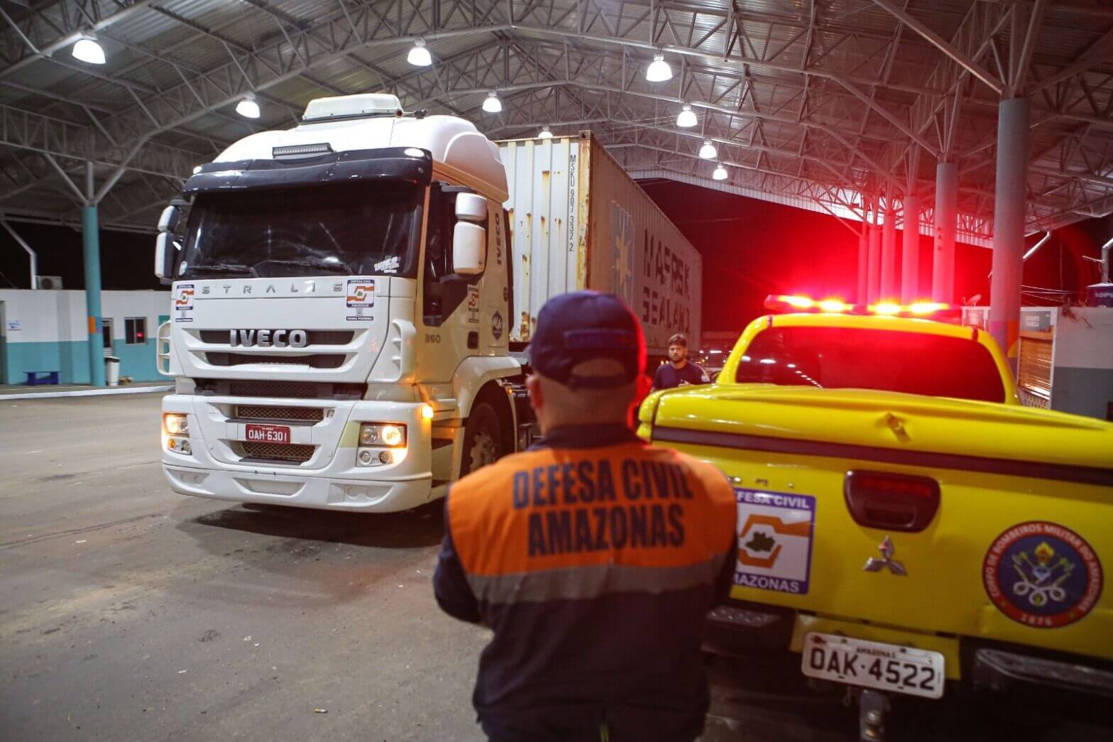 Governo do Amazonas envia ajuda humanitaria para os 61 municipios do interior do estado