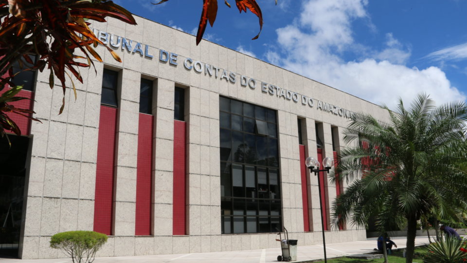 fachada tce am 002 Copia 1