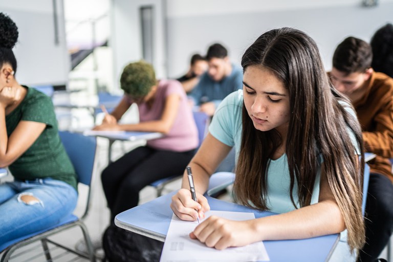 alunos do ensino médio