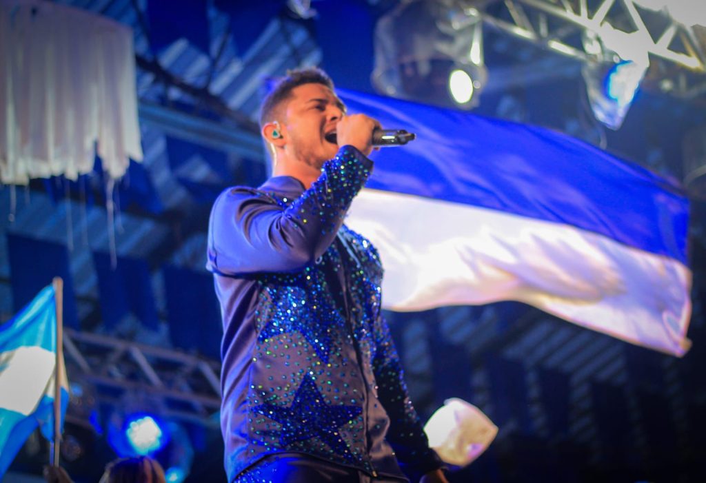 Caprichoso-exalta-nacao-azul-e-branca-3-1024x701 Noite da Galera: em festa apoteótica, Caprichoso exalta nação azul e branca