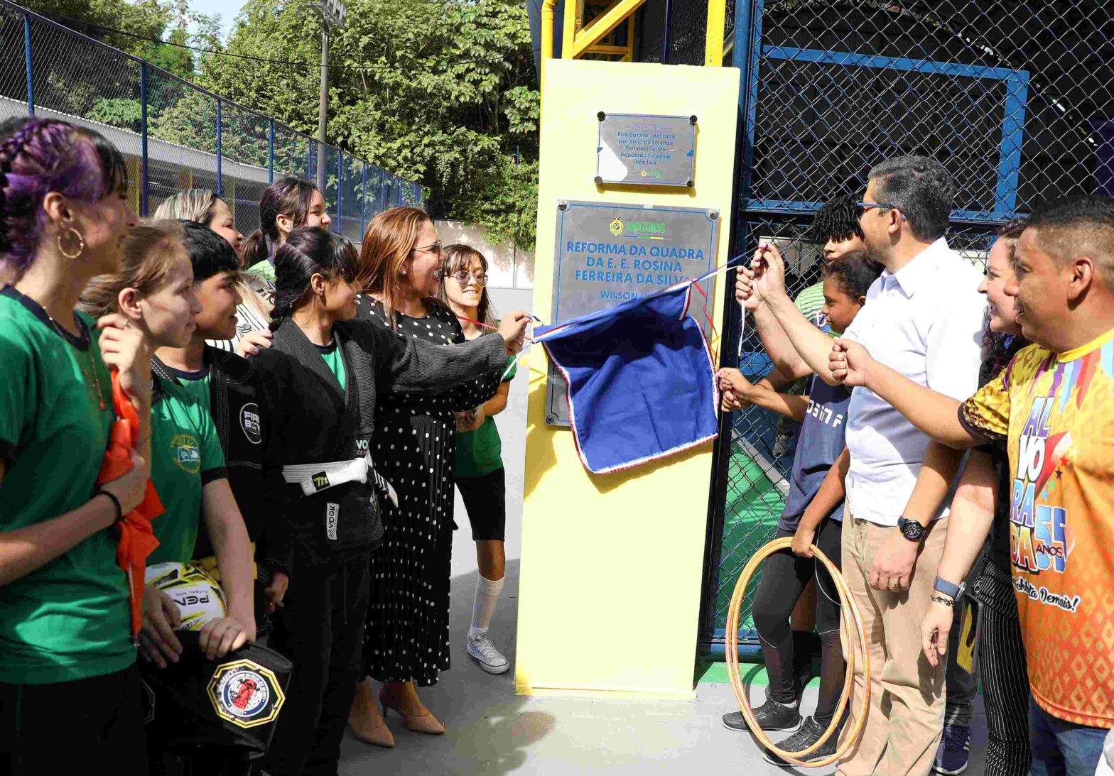 Educacao Entrega da Quadra Reformada EE Rosina Ferreira Foto Euzivaldo Queiroz Seduc 59 1568x1093 1