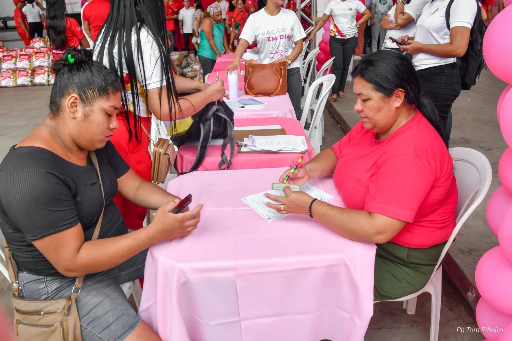Trabalhadores-do-Boi-Garantido-recebem-atendimentos-do-Projeto-Acao-em-Dias-6-1024x683 Trabalhadores do Boi Garantido recebem atendimentos do Projeto “Ação em Dias”