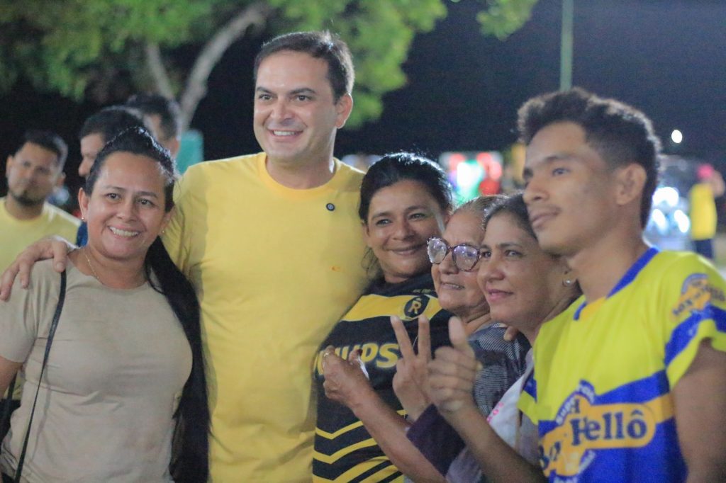Mateus-Assayag-realiza-adesivaco-e-inicia-campanha-para-prefeito-de-Parintins-3-1024x682 Mateus Assayag realiza adesivaço e inicia campanha para prefeito de Parintins