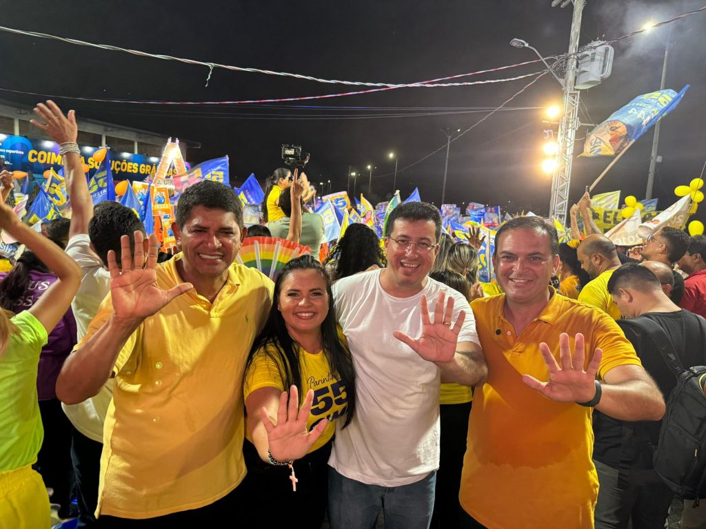 WhatsApp-Image-2024-09-10-at-20.55.22-1-1024x768 “Eles estão preparados para administrar Parintins”, declara Fábio Cardoso em apoio a Mateus Assayag e Vanessa Gonçalves
