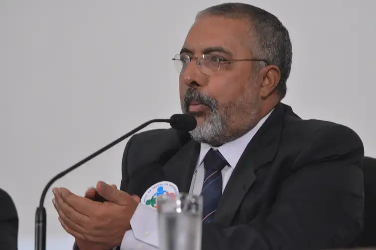 Senador-Paulo-Paim Dia da Consciência Negra é reivindicação social desde a ditadura