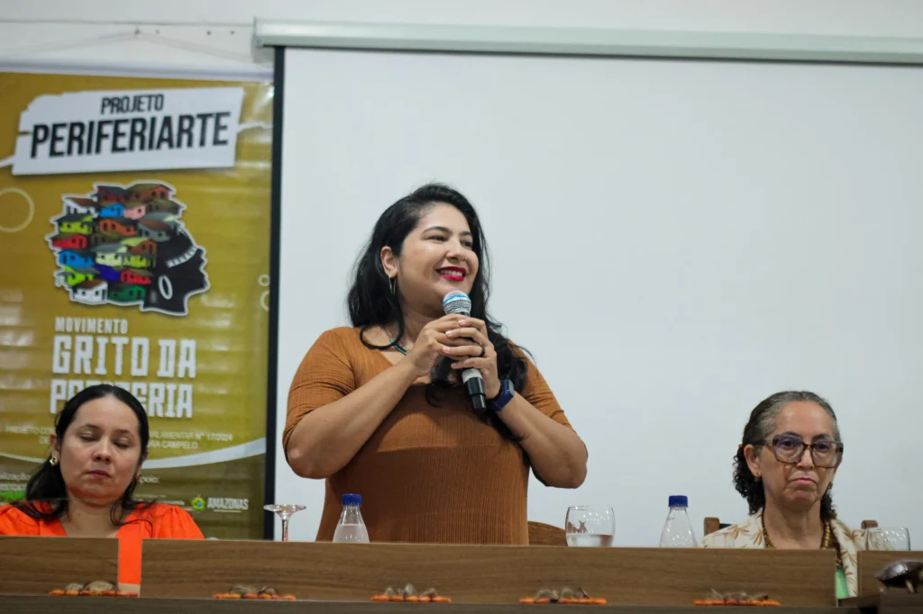 WhatsApp-Image-2025-03-17-at-23.48.34-1-1024x682 Histórico: Ufam/Parintins inicia primeiro Mestrado em Educomunicação do Brasil