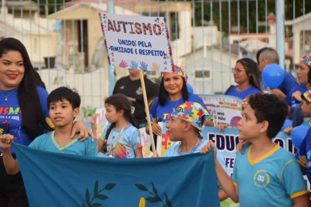 WhatsApp-Image-2025-04-03-at-09.51.22-1024x683 Caminhada pela Inclusão mobiliza Parintins no Dia de Conscientização do Autismo