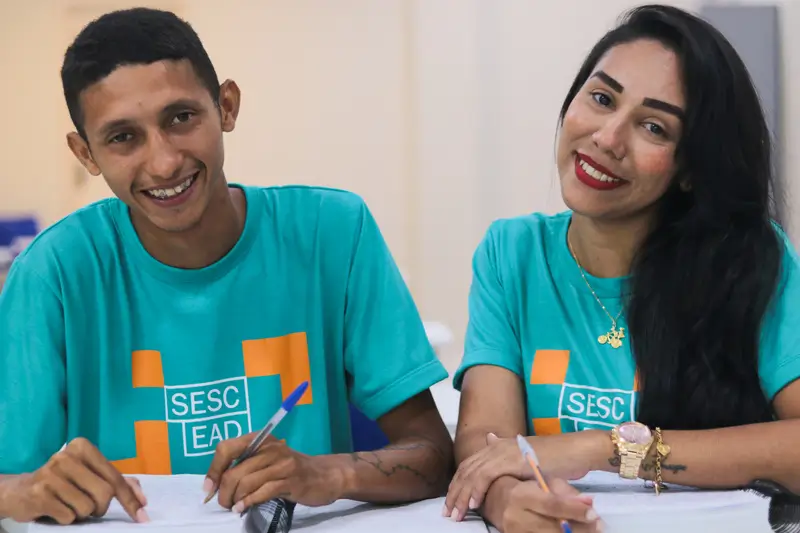 Sesc abre mais de 2 mil vagas para Ensino Médio da EJA a distância com qualificação em produção cultural